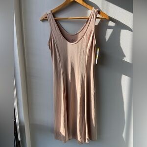 🦋 2/$20 Jones New York nude slip dress NWT